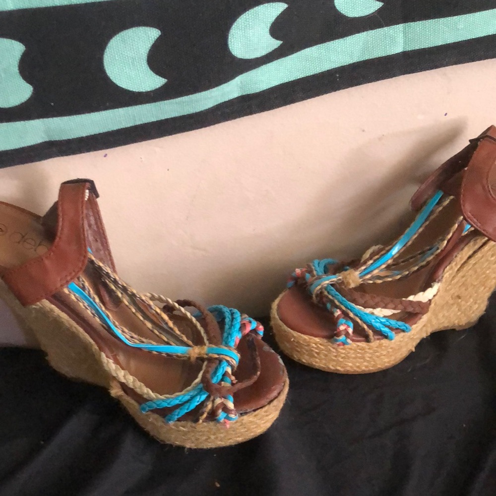 Size 9 wedge heels